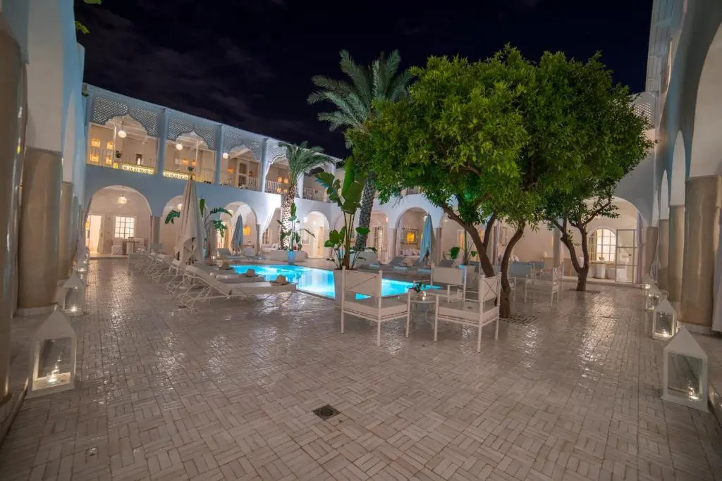 Hotel photo 16