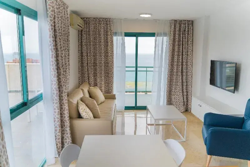 2 Bedrooms Apartment with balcony
