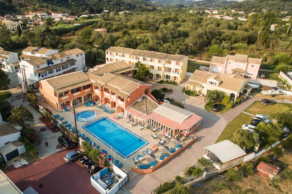 Hotel photo 12
