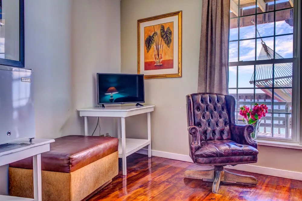 Standard Double room oceanfront (full double bed)