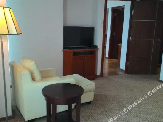 Oriental Crystal Hotel