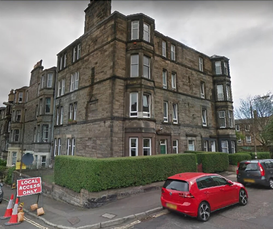 1 Bedroom Flat Near Holyrood Park