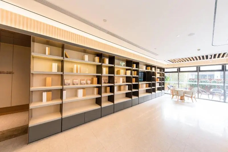 Ji Hotel Shanghai Longbai Xincun Metro Station
