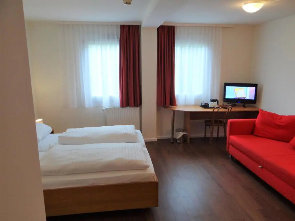 Amedia Express Sattledt a Trademark by Wyndham - Chambres