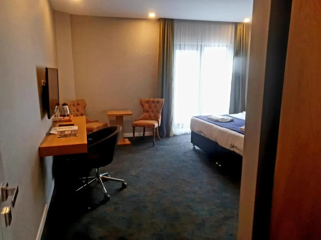 Deluxe Suite