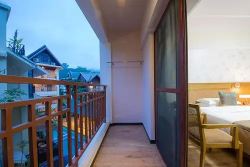 Balcony & Terrace