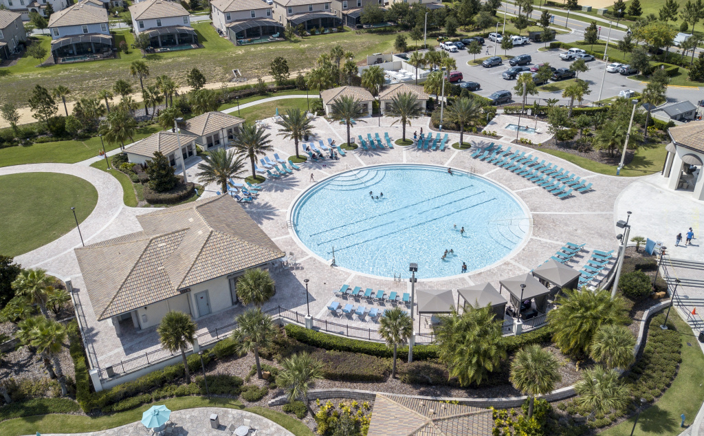 Luxury 2 Bd Close to Disney @ Champions Gate 1071