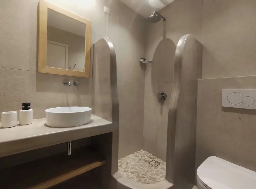 Standard Triple room with sea view