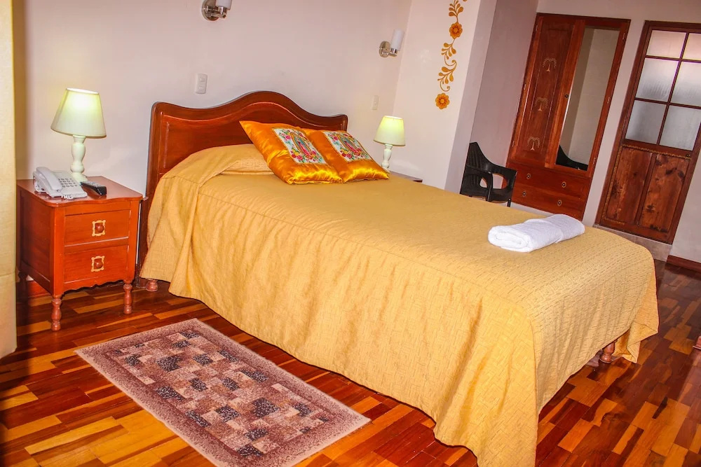Standard Double room (full double bed)