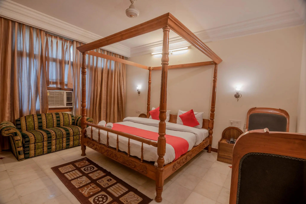 Executive room