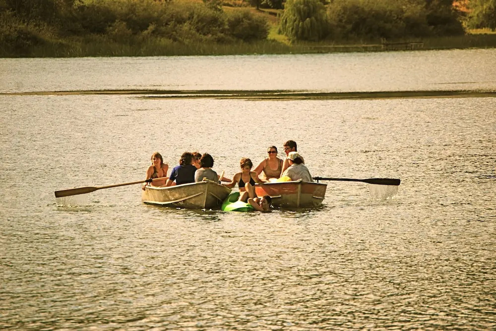 Lakeshore on Salt Spring - фото 23