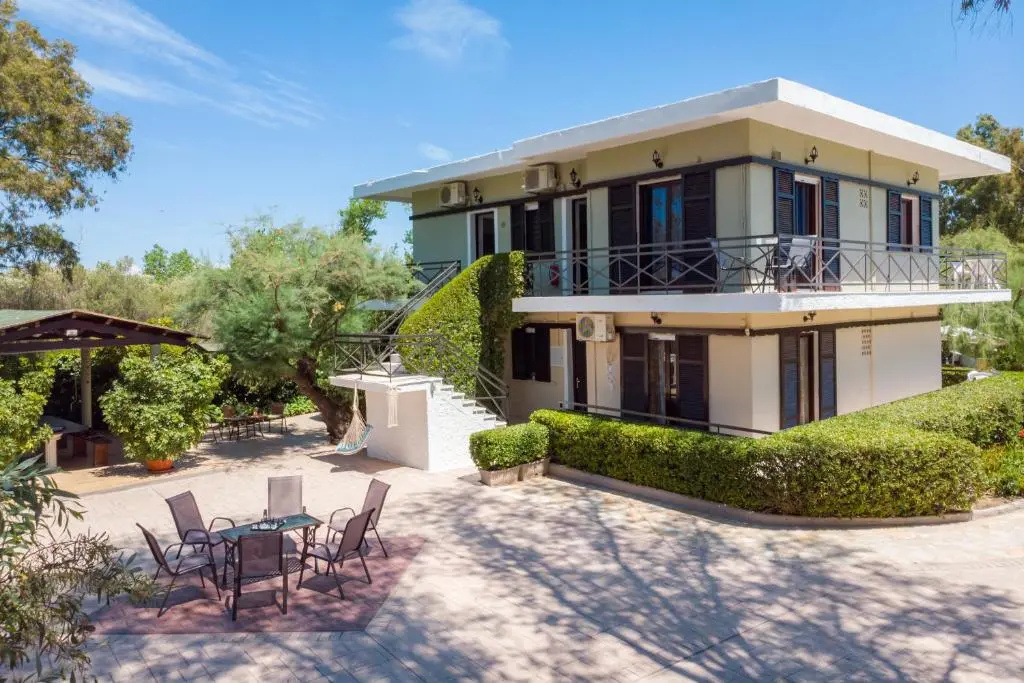 Zervos Apartments