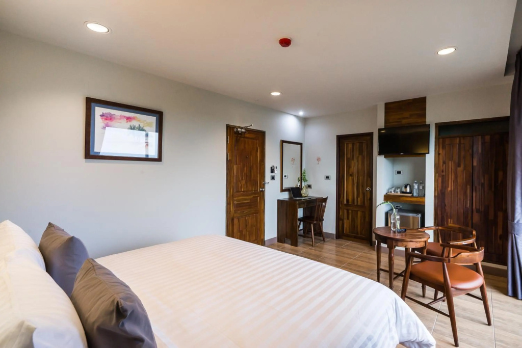 Olive Tree Hotel — 4