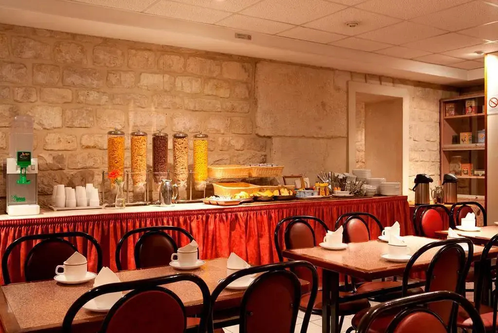 Hotel photo 13