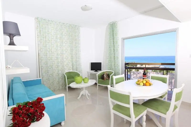 Marlita Beach Hotel Apartments - Chambres