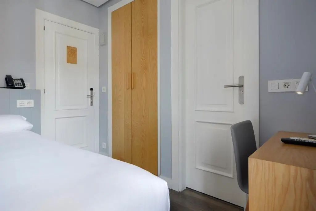 Hotel Avenida - Chambres