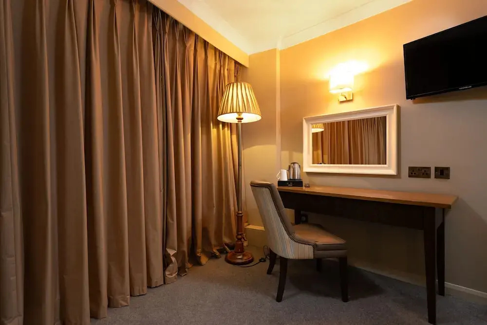 Superior Double room (full double bed)