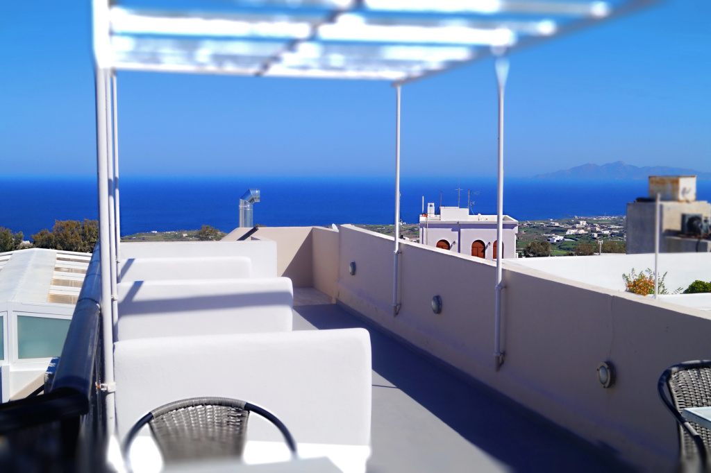 Balcony & Terrace