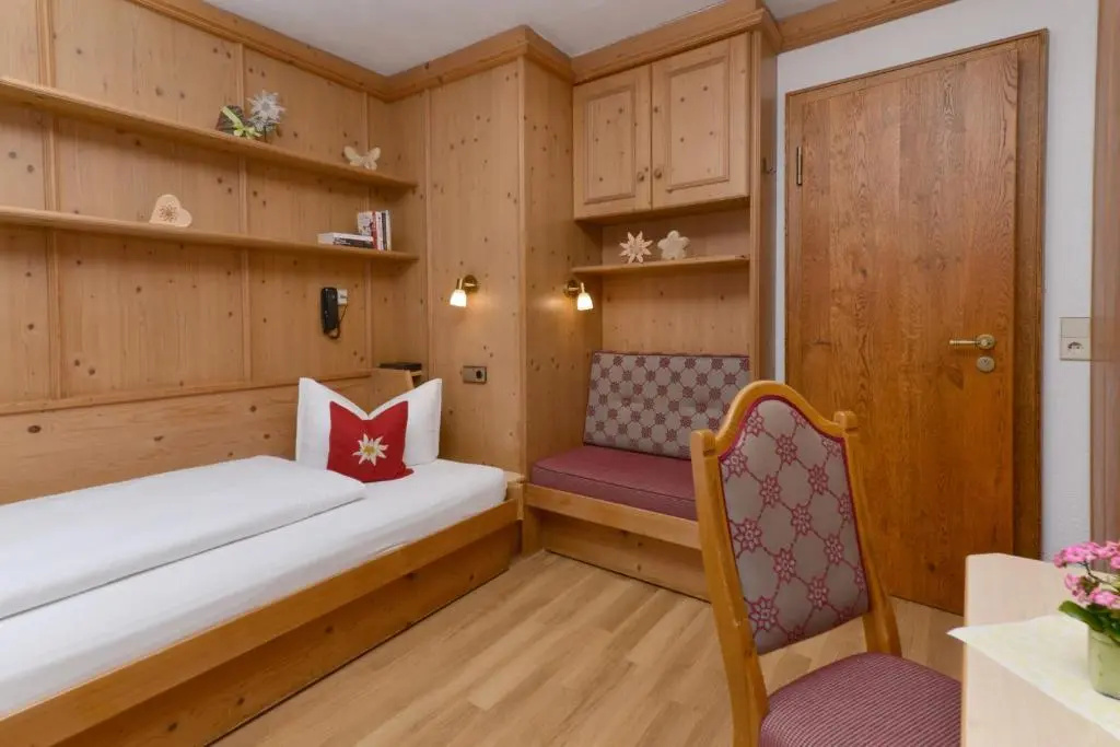 Hotel Edelweiß - Chambres