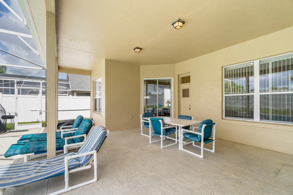 6 BR Ballyshannon Hideaway Villa w/Pool & Games, Davenport, US