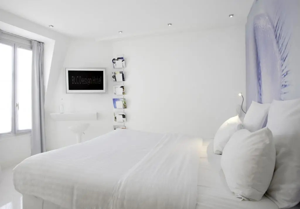 Deluxe Double room (full double bed)