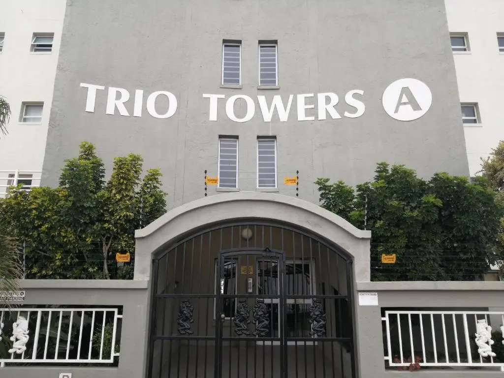 Trio Towers 26A