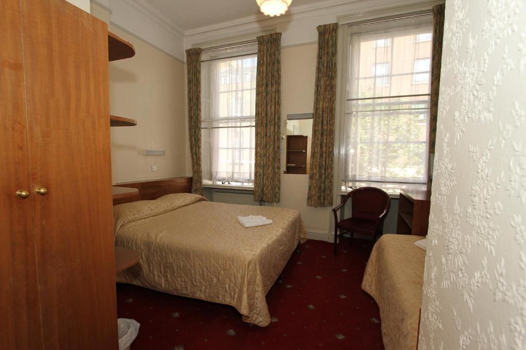 Трёхместный номер Standard в The Ridgemount Hotel