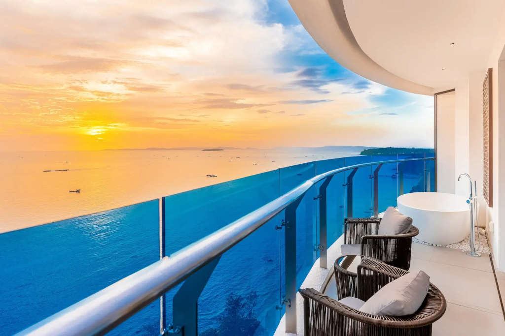 Balcony & Terrace