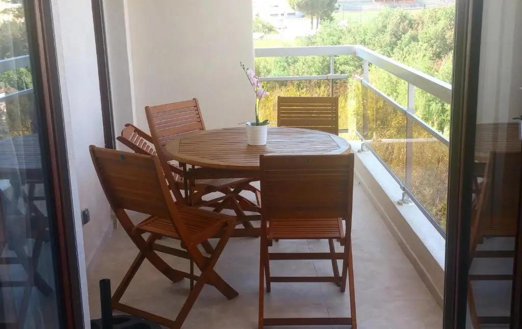 Apartment with sea view
