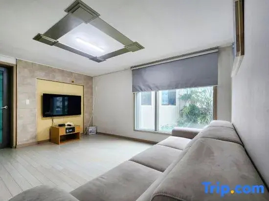 Joy Hotel - Chambres