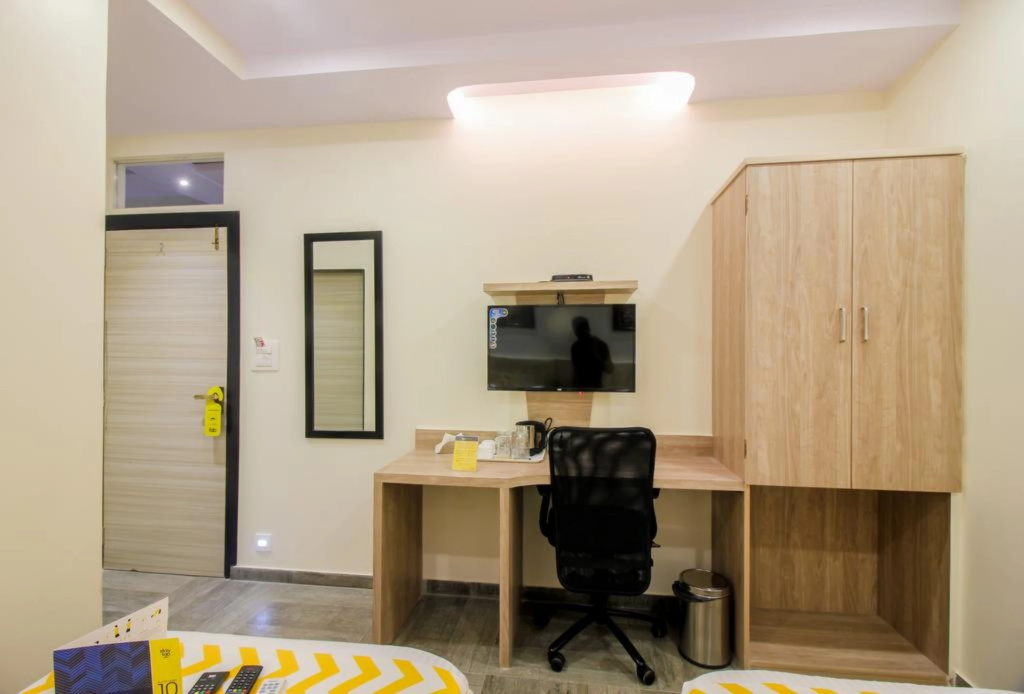 Lobby & Reception