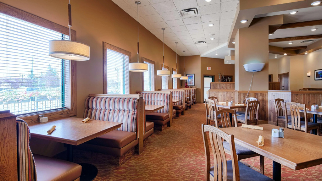 Best Western Plus Winnipeg Airport Hotel - фото 29