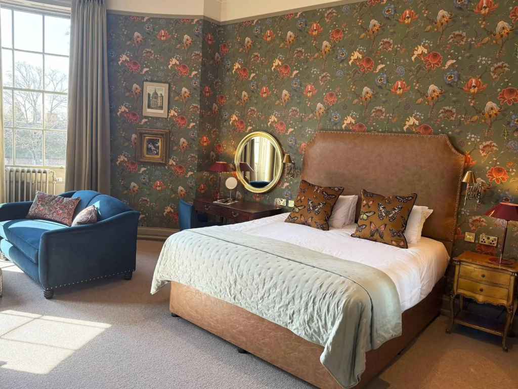 The Churchill Hotel image General
