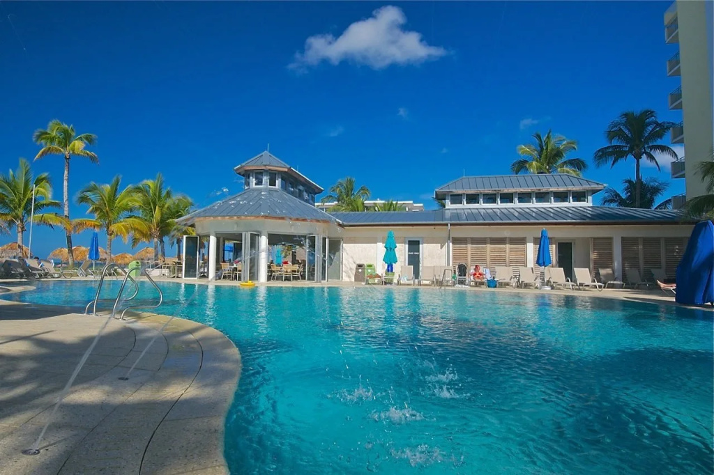 Naples Beach Club, A Four Seasons Resort - Général