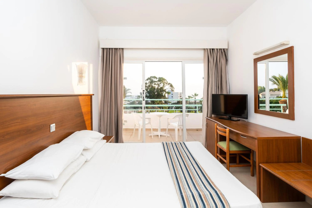 Adelais Bay Hotel - Général