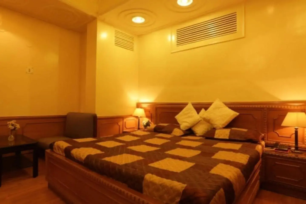 Hotel photo 12