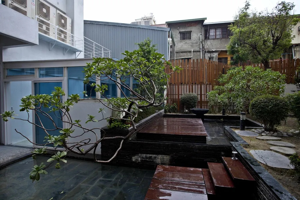 Royal Seasons Hotel Taichung Zhongkang - фото 38