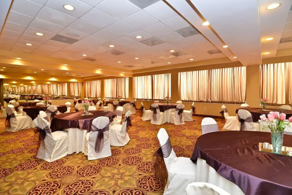 Holiday Inn Express And Suites Washington Dc Noma by IHG - Général