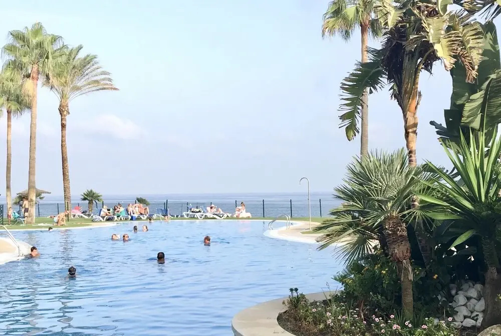Mi Capricho Beach Apartments