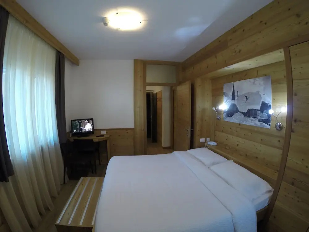 Hotel Arnica - Chambres