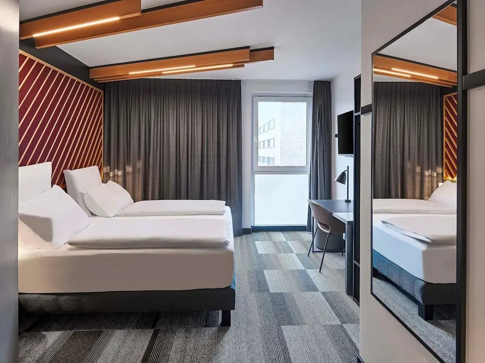 Premium Double room (full double bed)