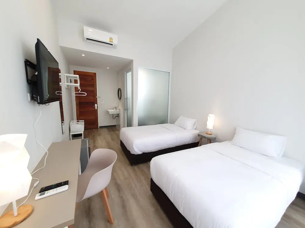 Standard Double room with balcony (twin beds)