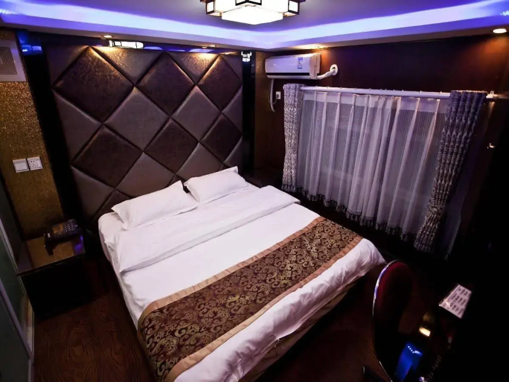 Qingdao Laiyinbao Business Hotel - Général