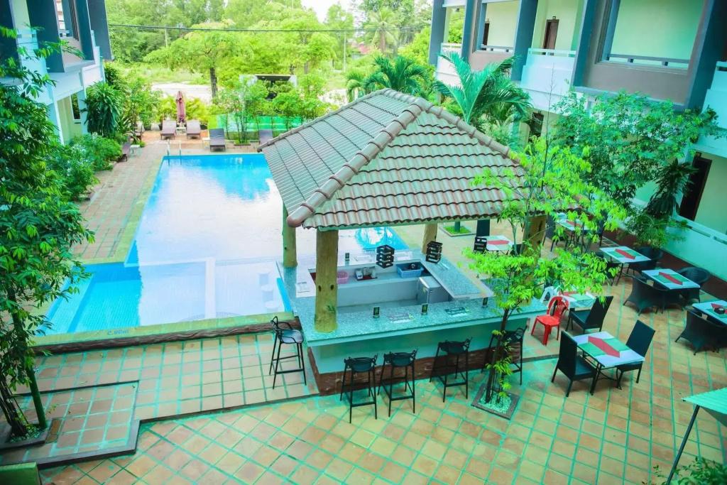 Sihanoukville Plaza Hotel