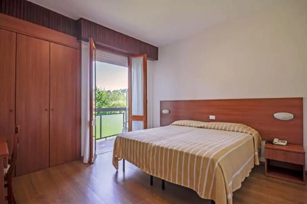 Economy room