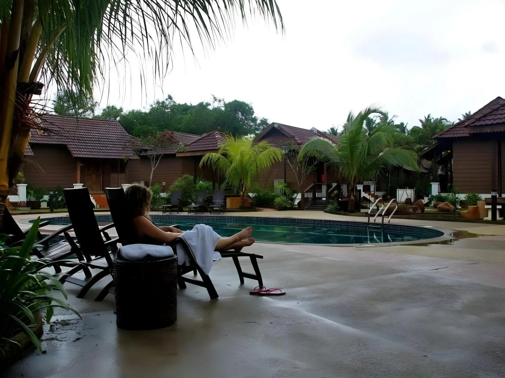 Ulek Beach Resort