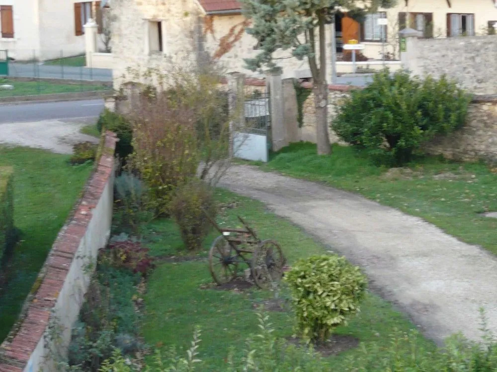 Voir la photo 1 — La Coutrotte Becquine