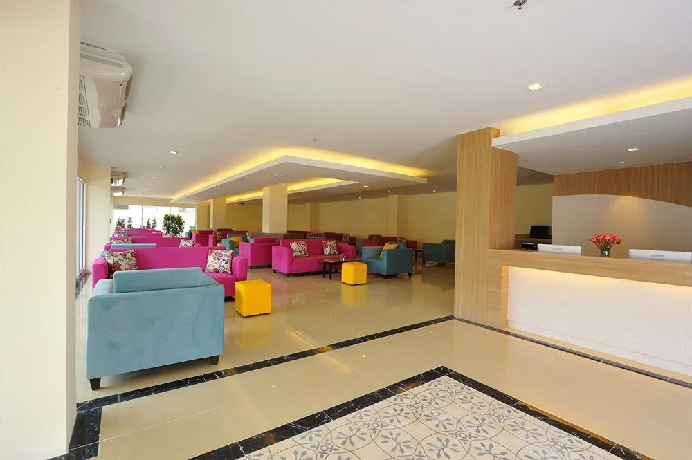 R-Con Hotel @ Siam