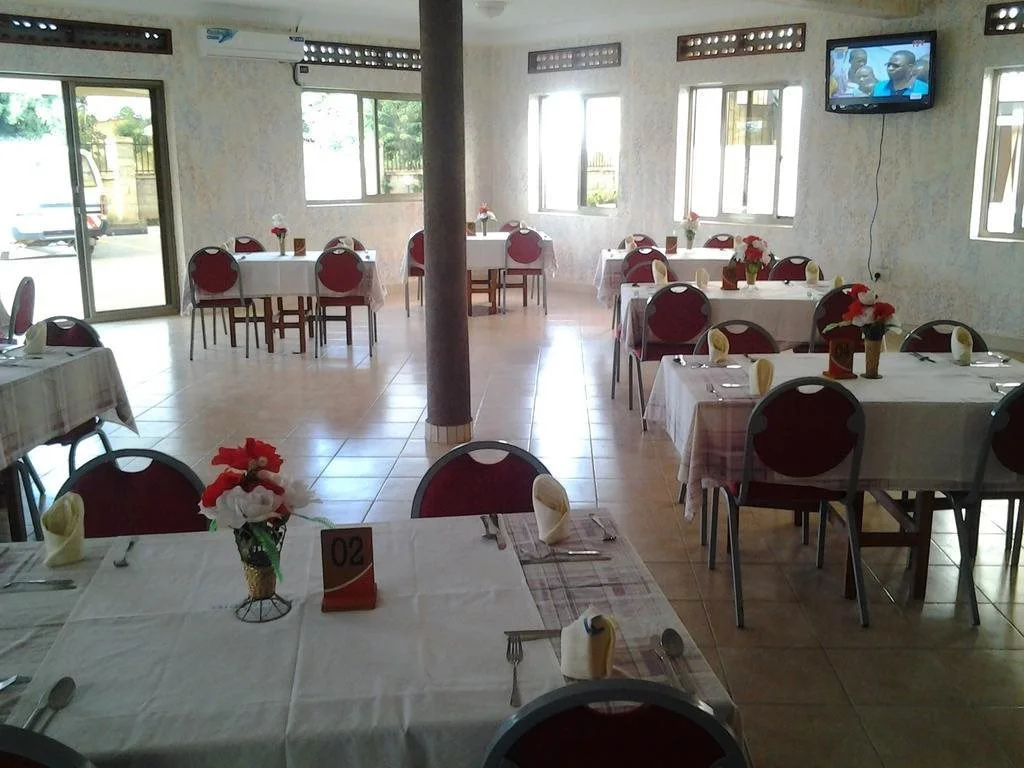 Food & Beverage
