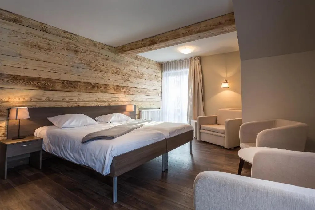 Deluxe Junior Suite